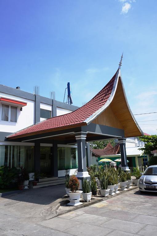 Edotel Minangkabau Padang  Exteriér fotografie
